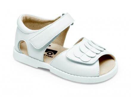 See Kai Run Sandale Modell SITA in weiß, Gr. 25